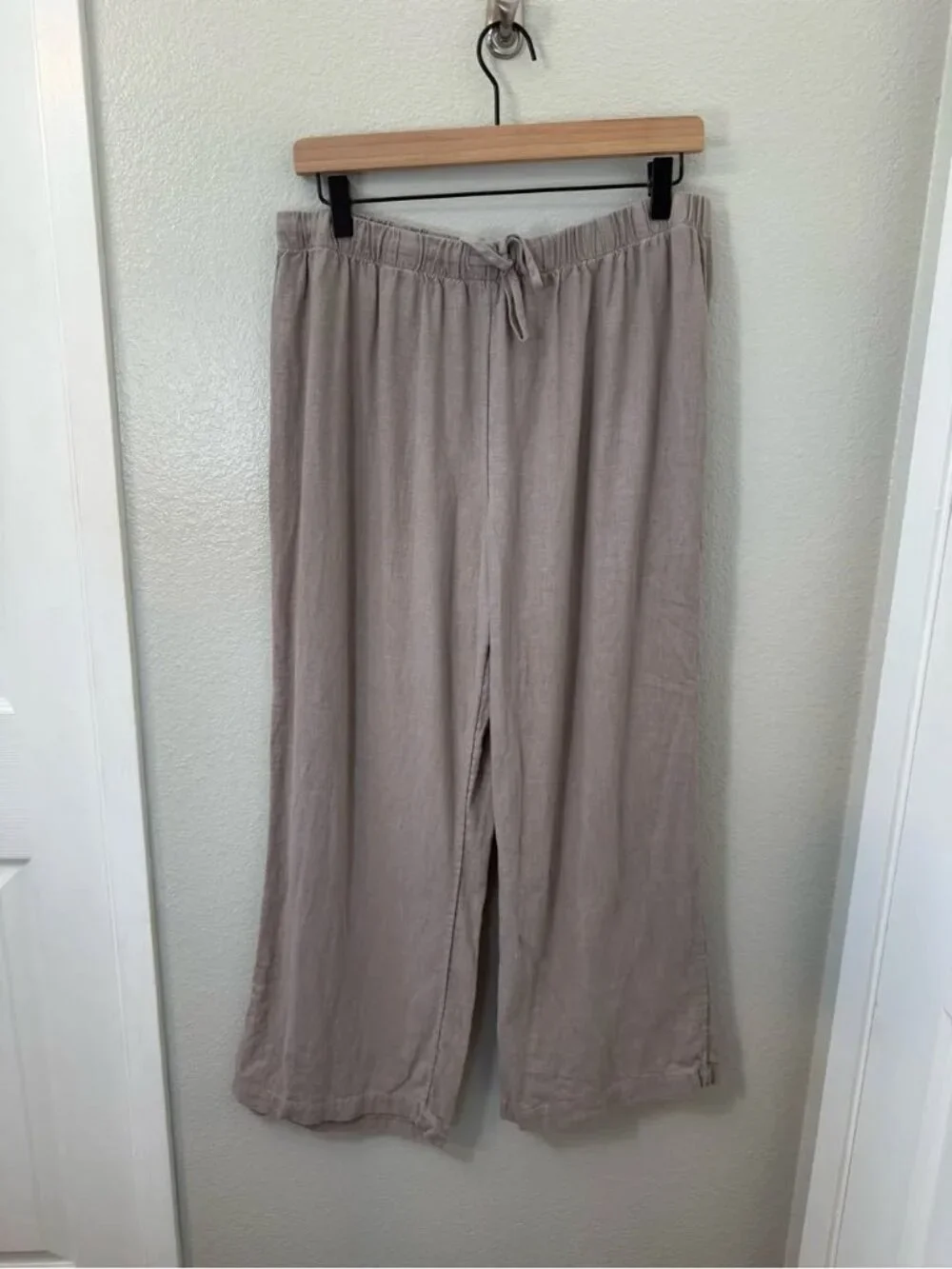 Aritzia Lodge Wilfred Free Cropped Pant Size Large Like New Condition